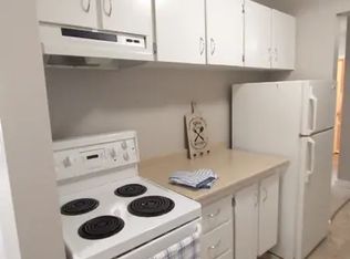 13308 127th St NW #305, Edmonton, AB T5L 1B4