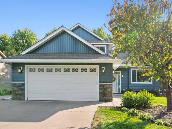428 Post Rd, Lino Lakes, MN 55014