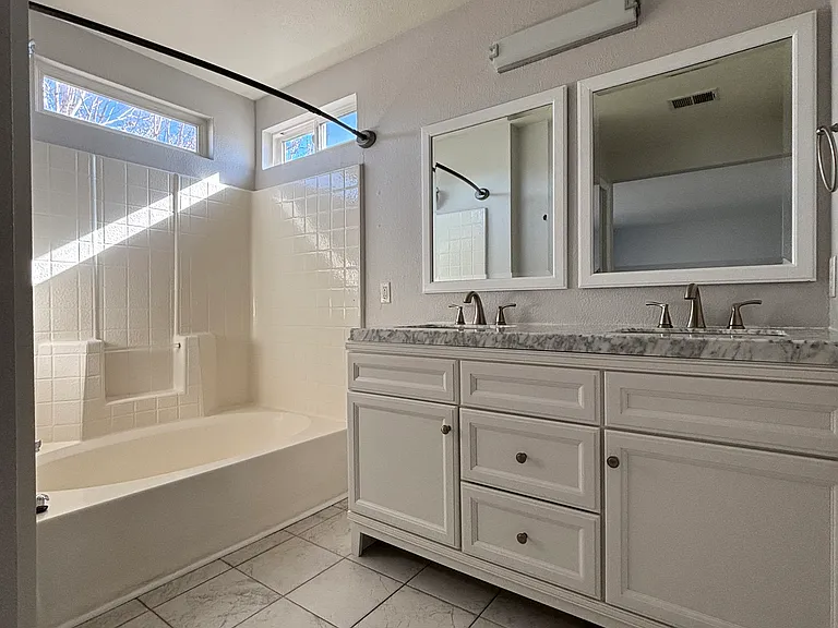 19443 E 59th Ave — Photo 22