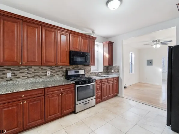 30 Grace St, Irvington Twp., NJ 07111