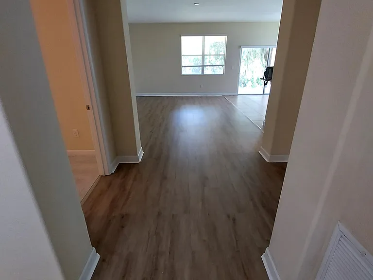 6042 Sunset Isle Dr — Photo 2