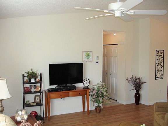 3rd image of 10721 SE 174th Pl
