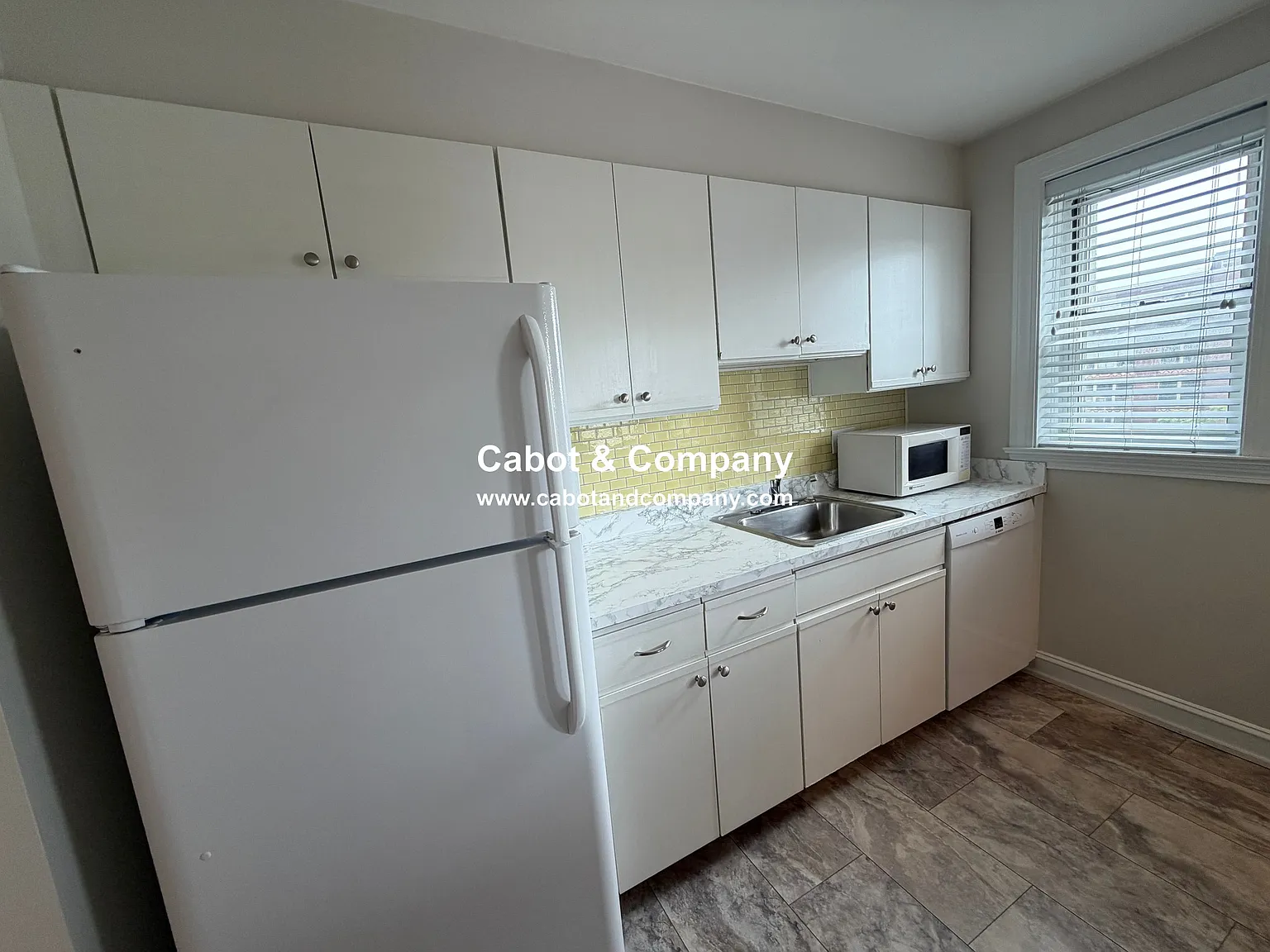 1 bed, 1.0 bath, 718 sqft, $3,650 — Photo 4