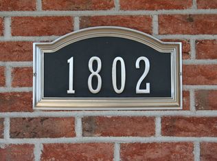 1802 Piccadilly Cir, Allentown, PA