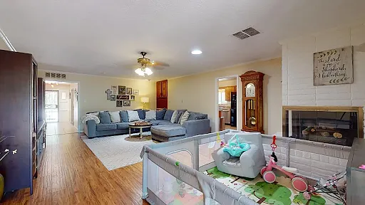 Living Room (with furnishings, from previous listing)