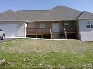 154 Clearview Dr, Blue Eye, MO 65611