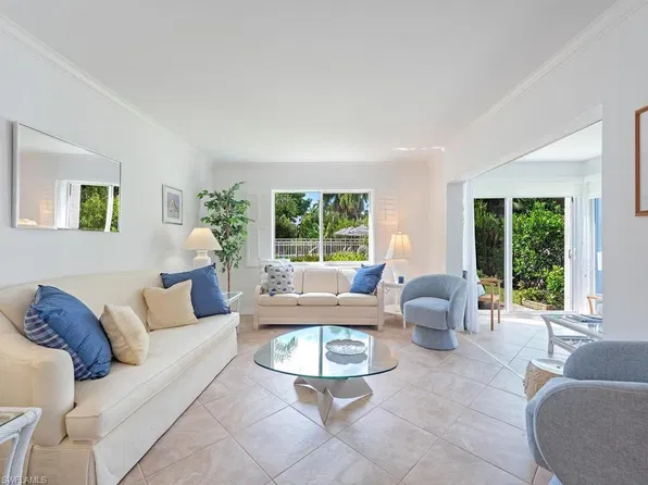 1930 Gulf Shore BLVD N #D101, NAPLES, FL 34102