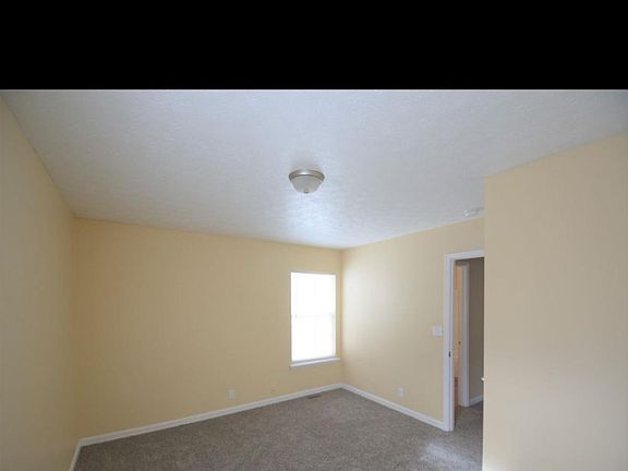 3rd image of 2122 W Jefferson St