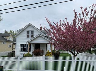 122 Maple Ln, West Chester, PA 19382
