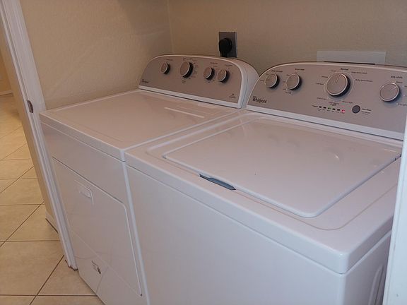 2nd image of 5215 SW 24th Ave