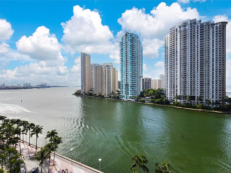 300 S Biscayne Blvd #L-1014 — Photo 5