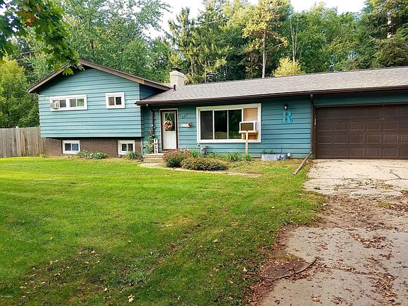 3rd image of 127 Summit Dr