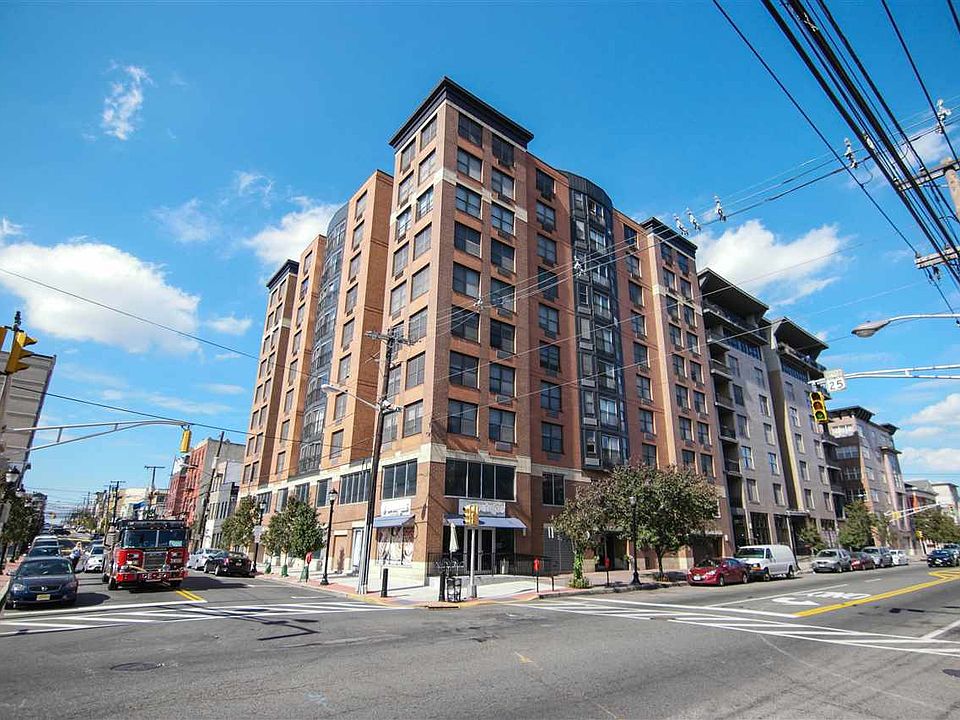 1st image of 4301 Park Ave APT 10F