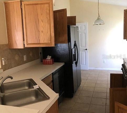 3rd image of 3375 Santa Monica Dr