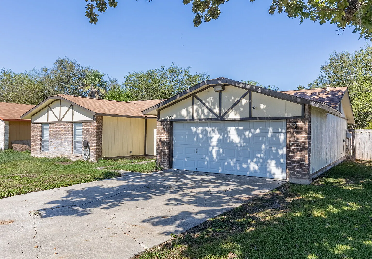 3 bed, 2.0 bath, 1757 sqft, $1,750 — Photo 2