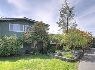 1701 S 244th St, Des Moines, WA 98198