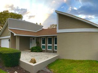 7663 Cumberland Rd, Seminole, FL 33777