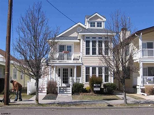 1st image of 114 Wesley Avenue
