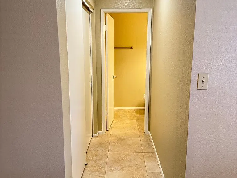 312 W Yukon Dr #2 — Photo 10