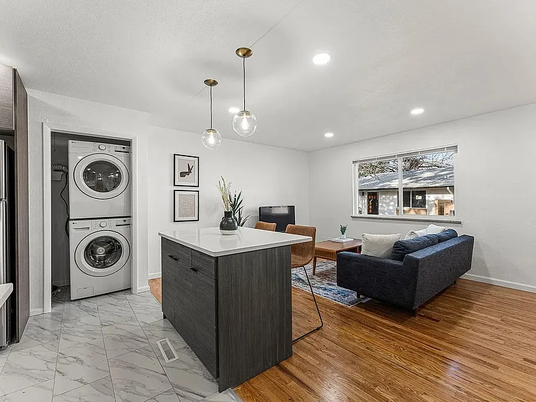 1228 Jay St — Photo 8