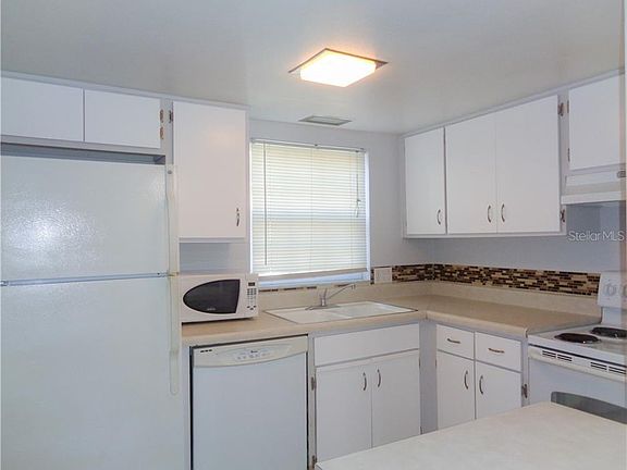 3rd image of 8522 10th St N APT B