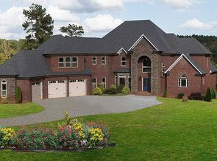 135 Champions Dr, Forsyth, GA 31029