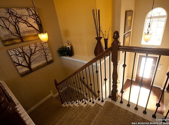 5th image of 421 Timber Creek Dr.