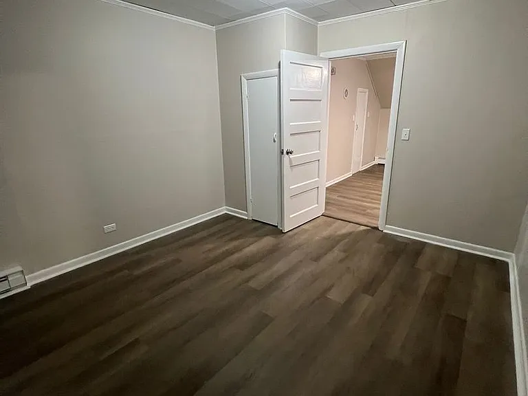 389 Boynton St — Photo 7