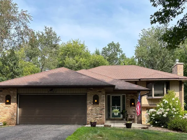 2753 225th Ln NE, East Bethel, MN 55011