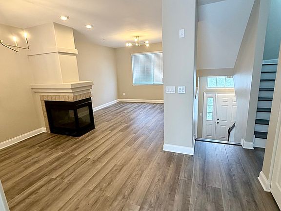 5th image of 10233 Concord Ln #C