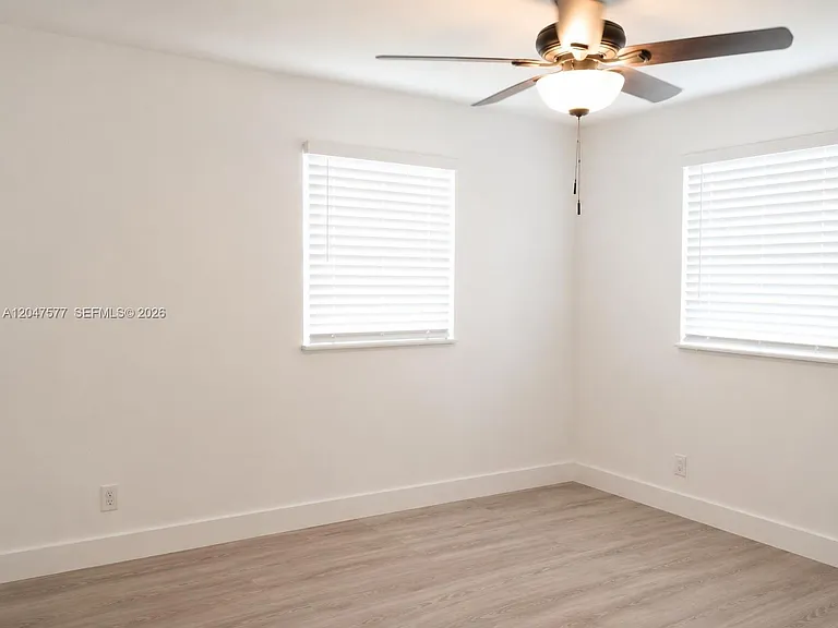 10961 SW 222nd Ter — Photo 5