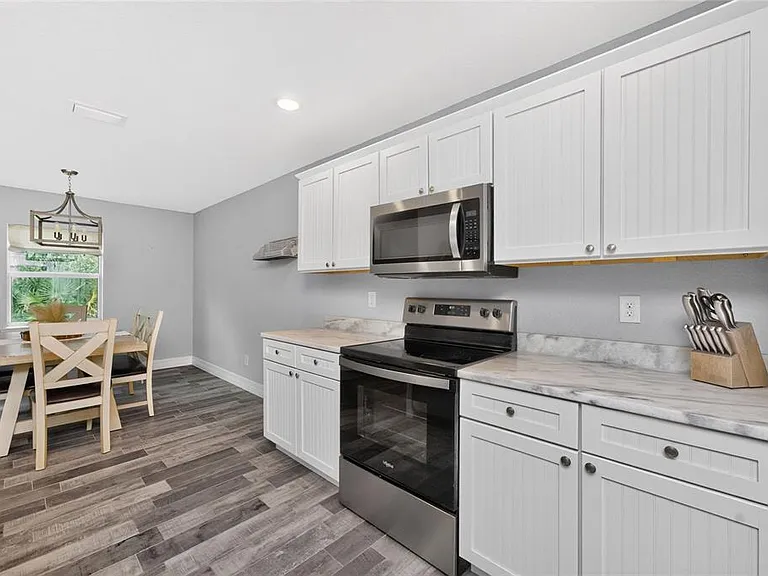 310 Albatross Rd — Photo 17