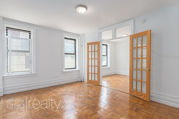 1st image of 92 Hawthorne St APT 3