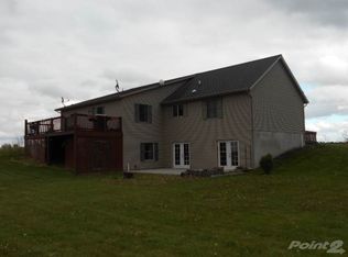 828 Township Road 104, Mccomb, OH 45858