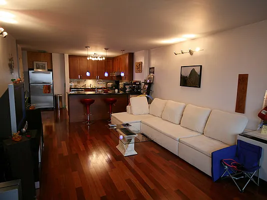 Rented by null | media 10