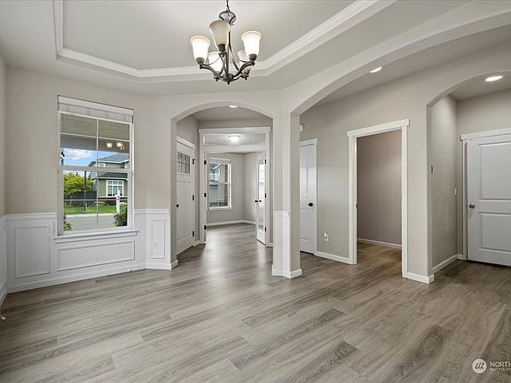 5th image of 17907 121st Street E