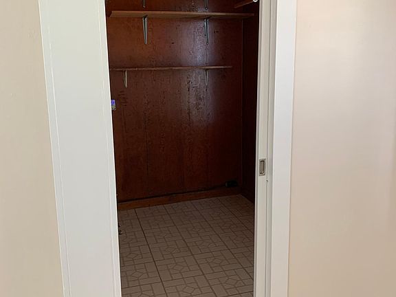 laundry room off kitchen