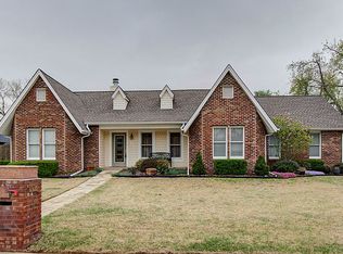 1017 W Ocala St, Broken Arrow, OK 74011