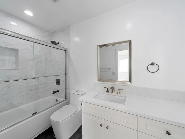 7106 Ramsgate Ave — Photo 9