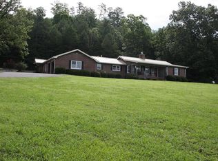 930 Haywood Valley Rd, Armuchee, GA 30105