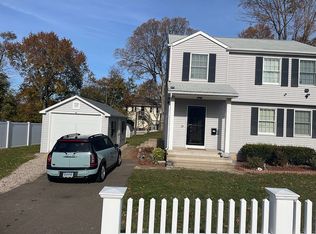 19 Mill St, Manchester, CT 06042