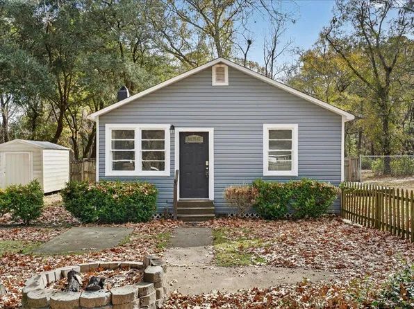 2004 Valnore Rd, Johns Island, SC 29455