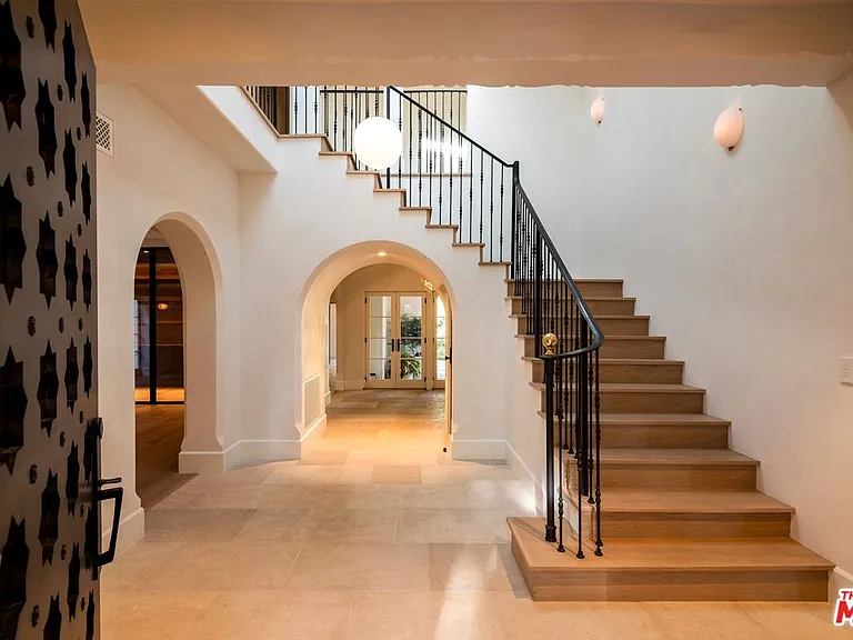 624 N Arden Dr — Photo 10