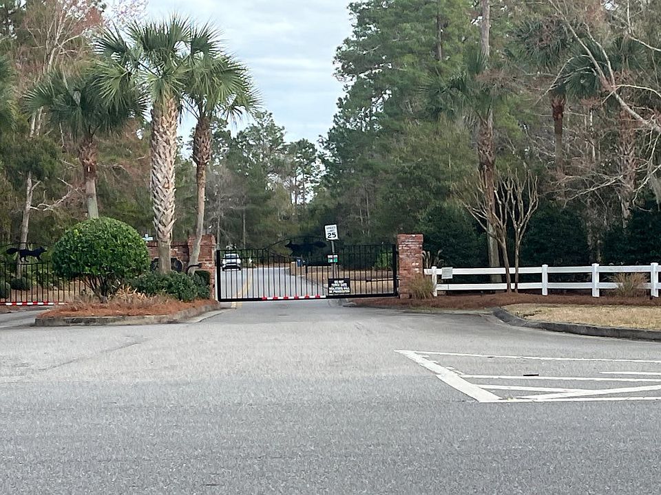 1st image of 134 Foxcreek Estate Dr