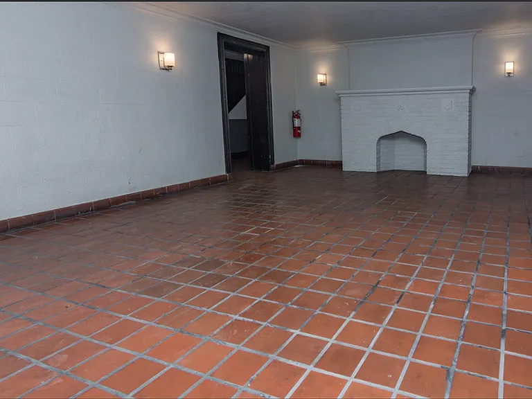 6700 S. Constance — Photo 10