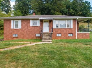 8617 Cruso Rd, Canton, NC 28716