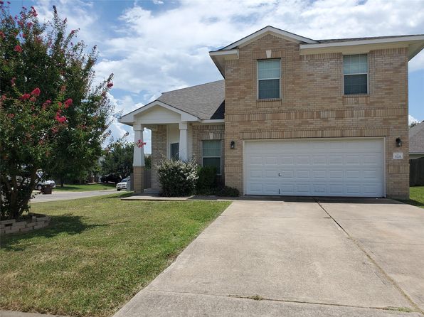 3701 Holden Ct