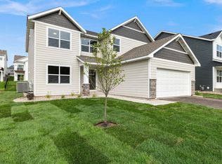 7465 Agate Trl, Inver Grove Heights, MN 55077