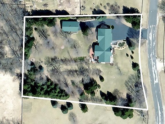5th image of N1145 Roena Ln