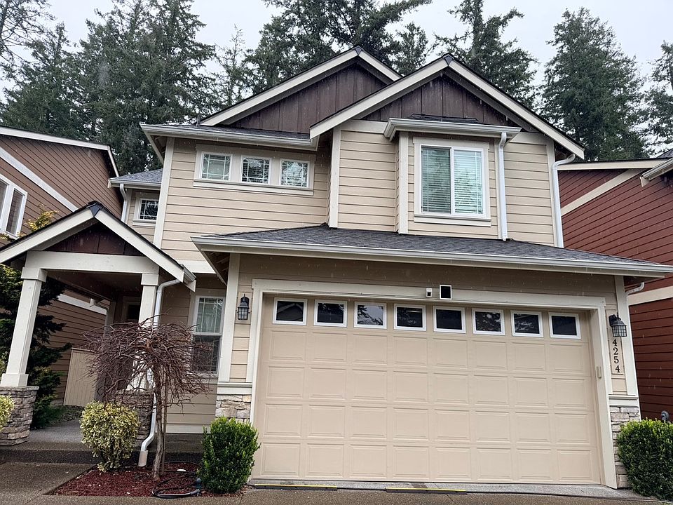 2 car driveway, 2 car garage, covered front entrance